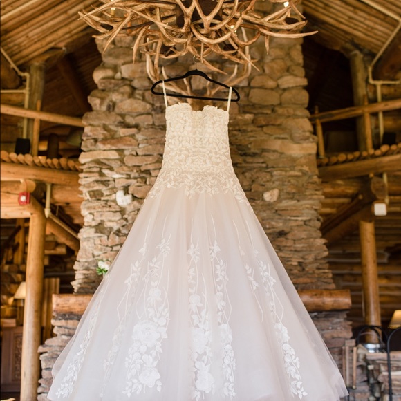 Wedding dress, Isabelle Armstrong - Picture 8 of 10